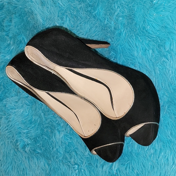 Classiques Entier Black Heels Gold Trim Size 10 - Picture 1 of 9